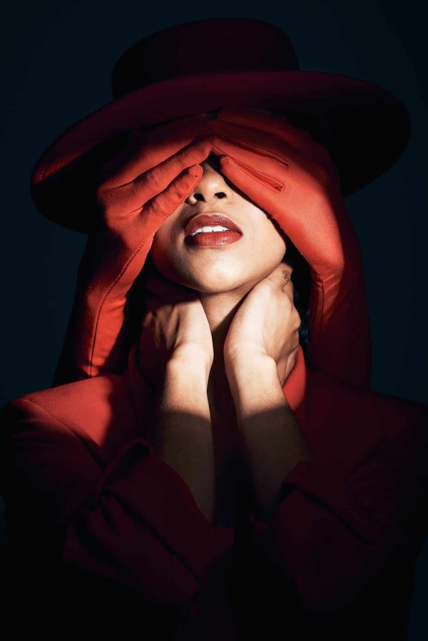 Les bienfaits méconnus des infusions médiévales : découvrez leurs recettes mystérieuses