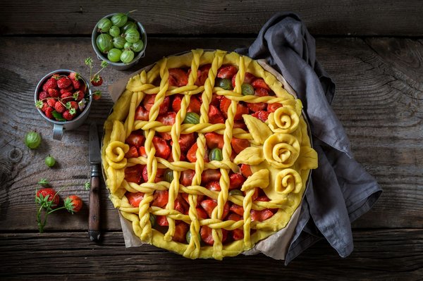 Quelle est la recette pour une tarte aux figues et miel avec pâte brisée maison ?